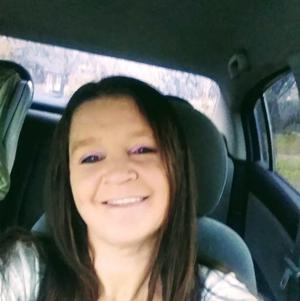 Meet your Posher, Dana